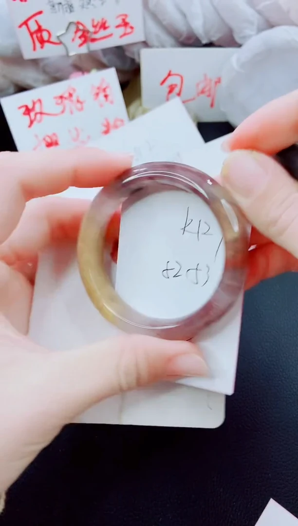 【闪购商品】石英质玉手镯未镶嵌K127-52/53