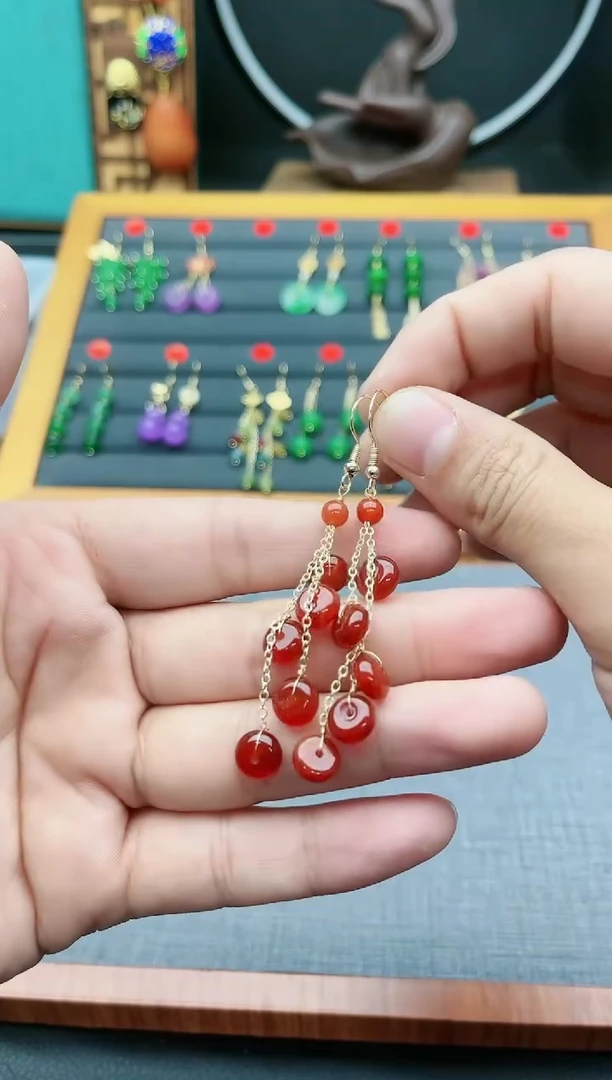 【闪购商品】南红玛瑙耳饰银S925镶嵌208000