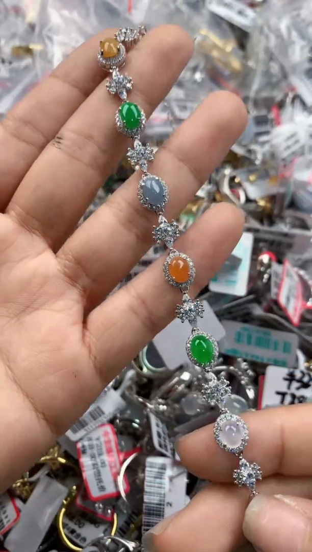 银S925镶嵌戒指翡翠888       1