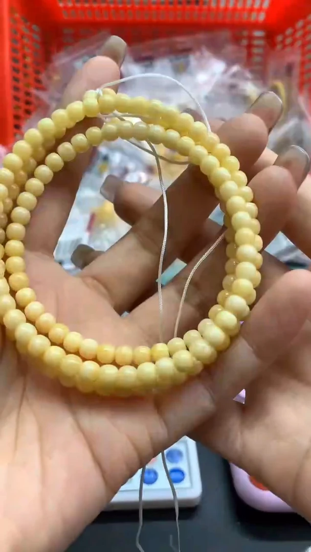 未镶嵌琥珀珠宝奇石339