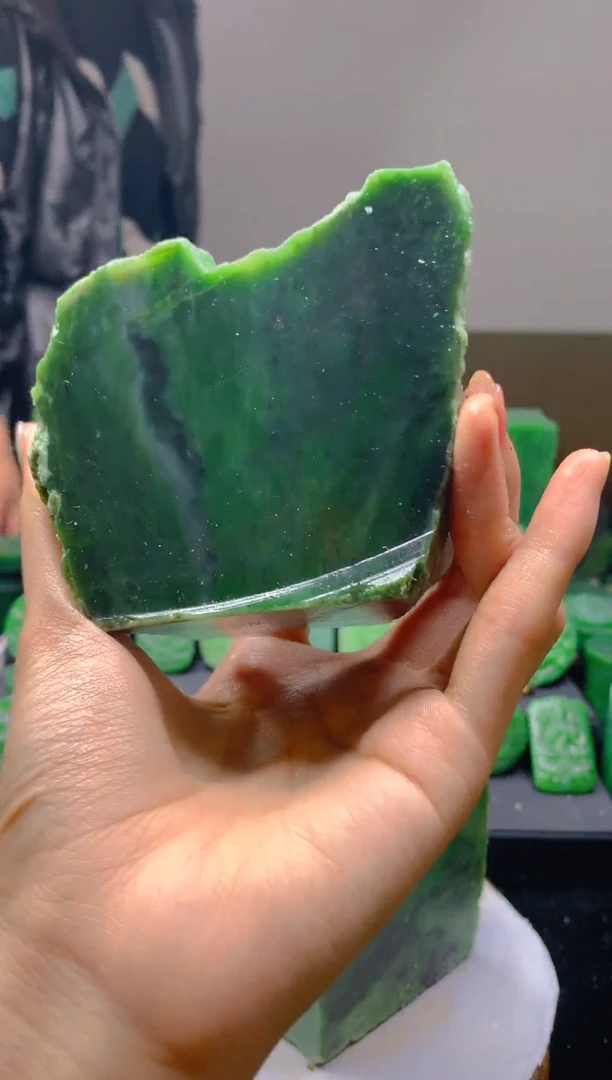 未镶嵌和田玉珠宝半成品1