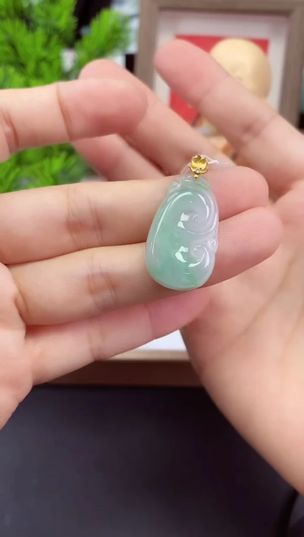 吊坠(不含链)18K金镶嵌翡翠如意多样性发其一@@CMT