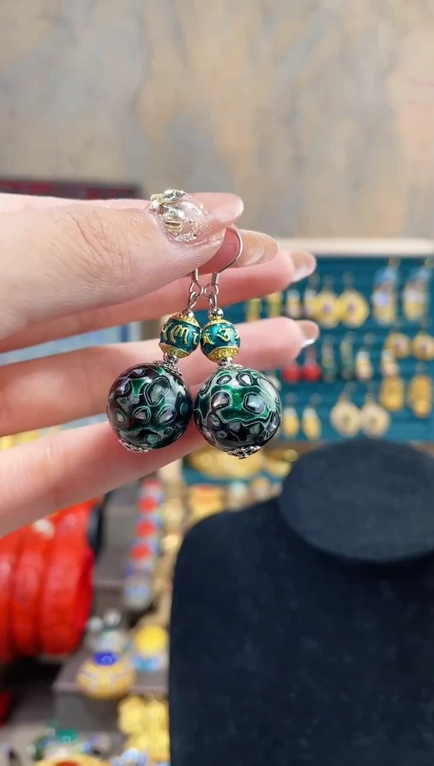 【闪购商品】非遗犀皮漆精品耳环灰绿