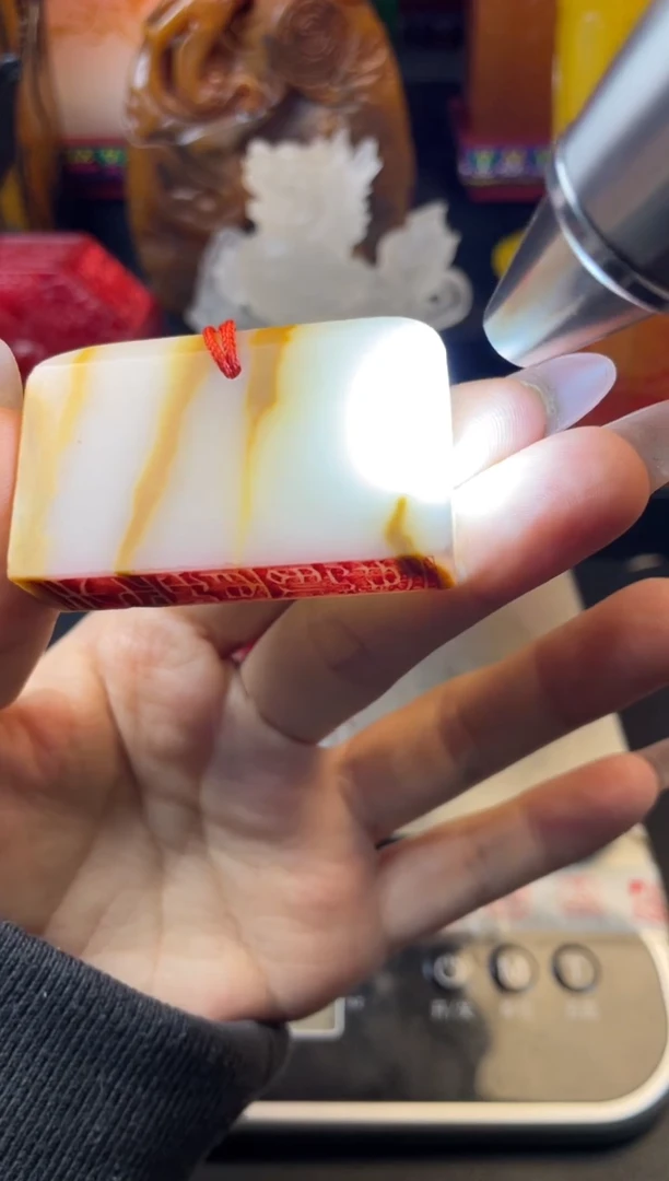 寿山石印石水黄冻石素章-一蓑烟雨任平