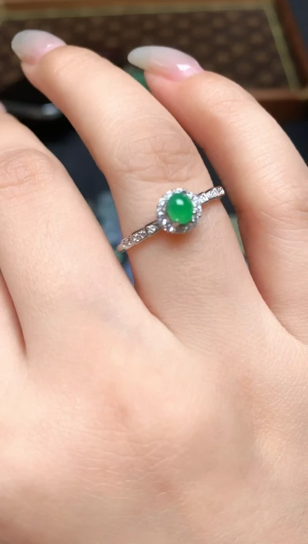 颈饰银S925镶嵌翡翠2511010140