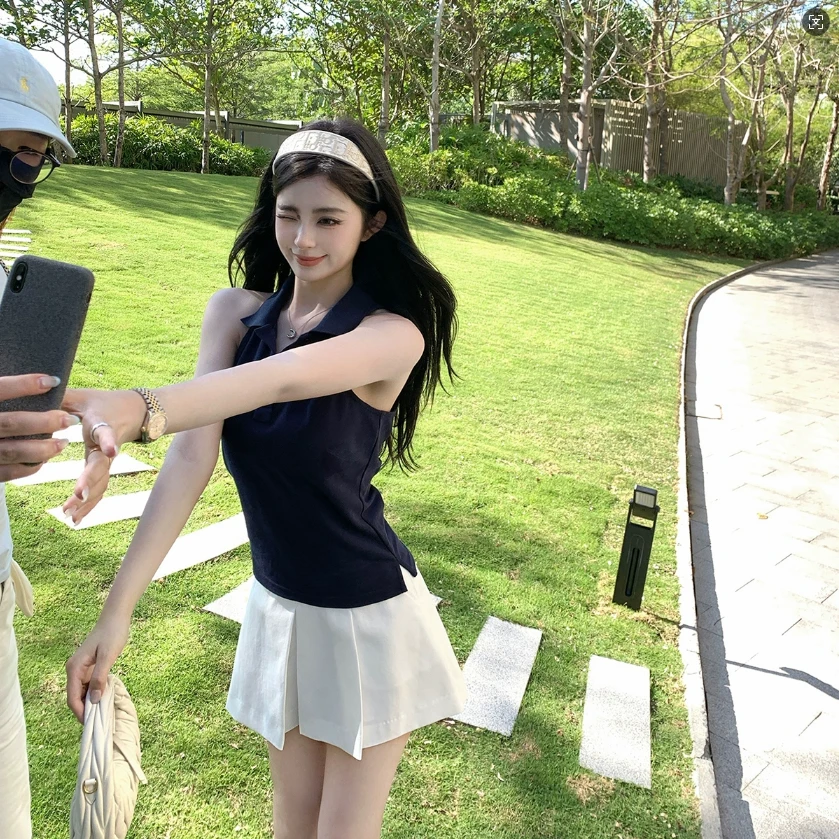 Lilylikes“夏日辣系韩女”夏天要大胆穿韩系学院风挖肩polo上衣