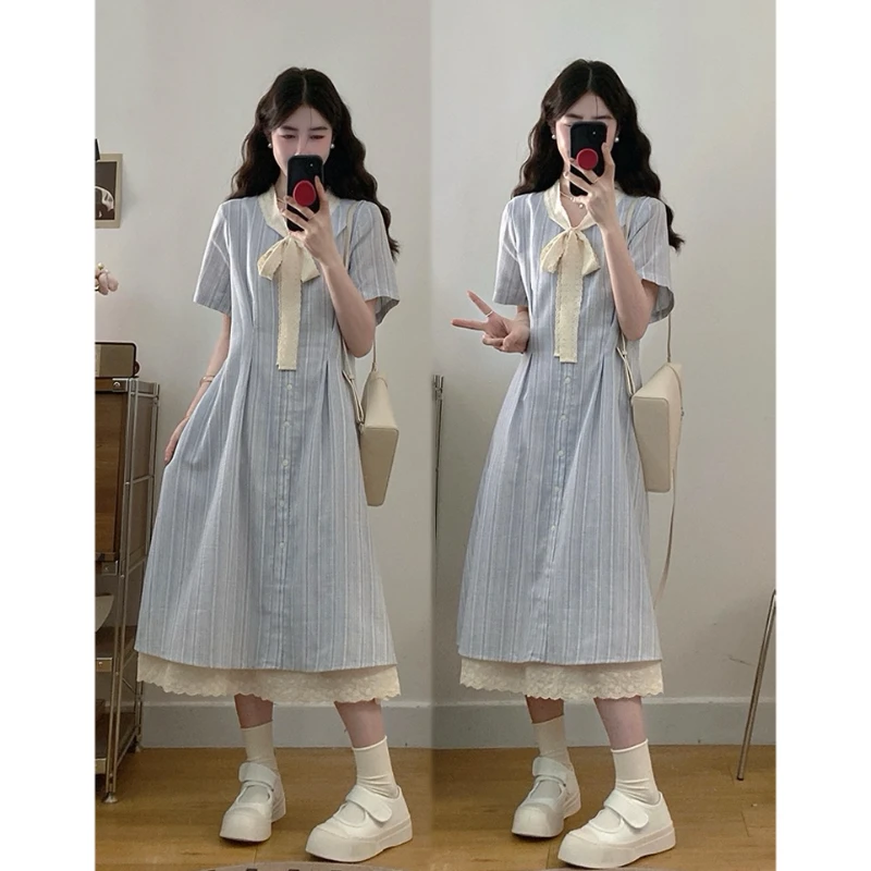 大码夏季新款微胖蓝色减龄蕾丝蝴蝶结V领洋气显瘦连衣裙温柔裙子