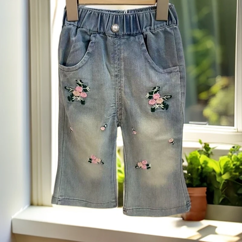 QA320时尚牛仔微喇裤（蓝色）