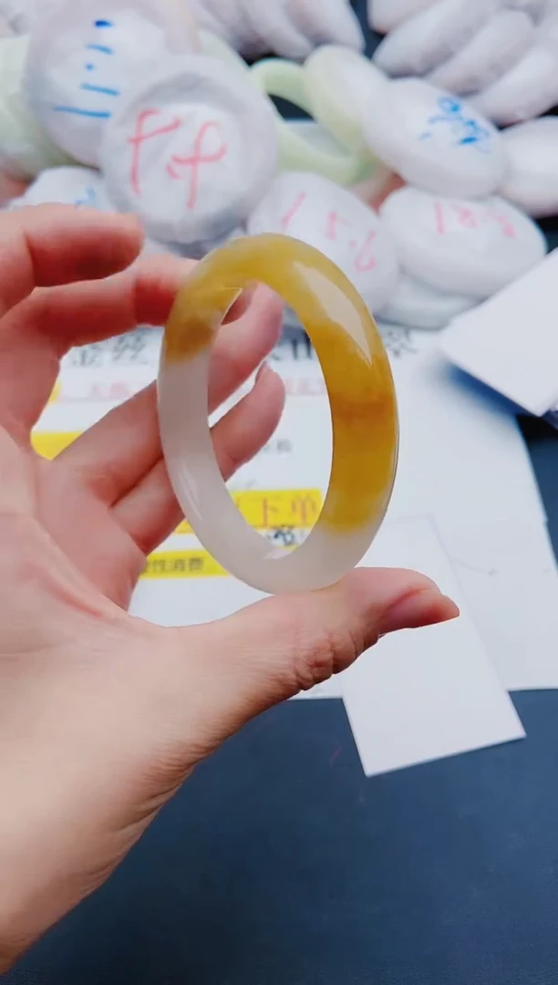 未镶嵌手镯石英质玉K100-55-56