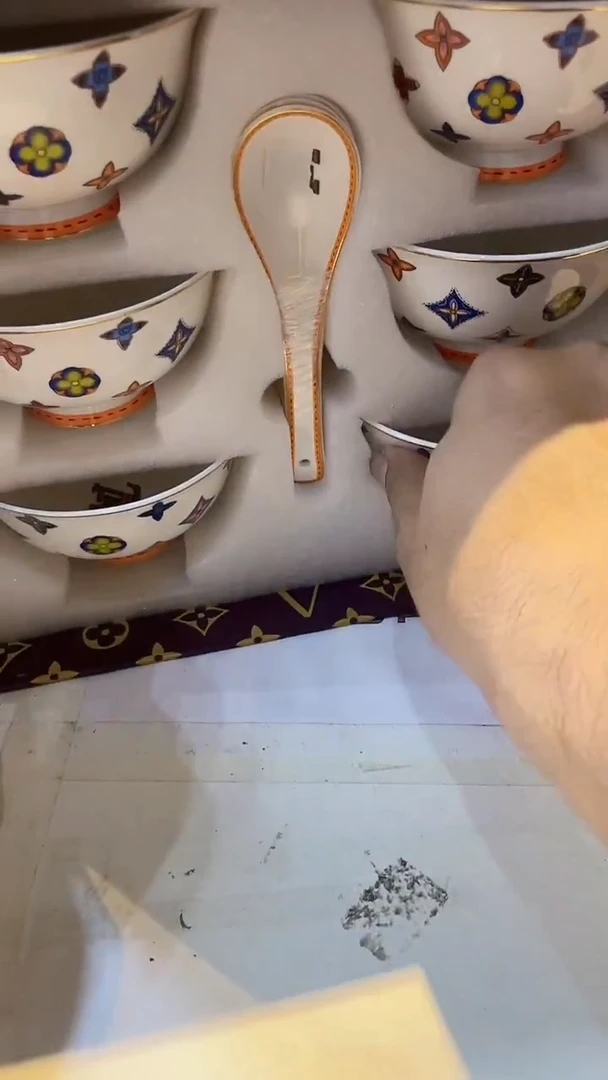 杯鸿辉家品牌瓷器，京东包邮！