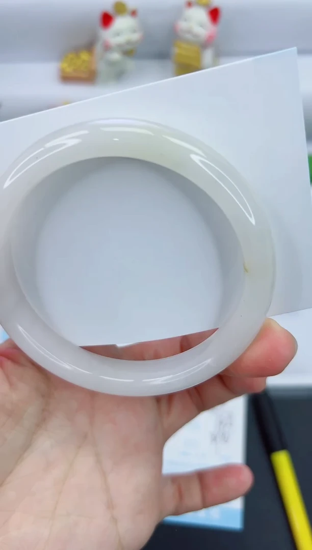 【闪购商品】石英质玉手镯未镶嵌561-64.9