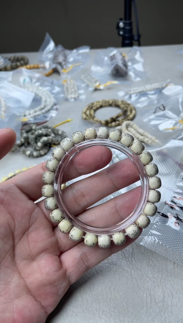 吊坠星月菩提?****。高货9*8mm河豚