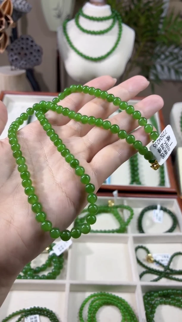 和田玉（碧玉）未镶嵌颈饰6mm冰阳绿无矿锁骨链