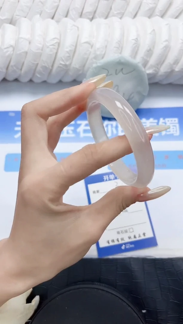 石英质玉手镯未镶嵌372-60