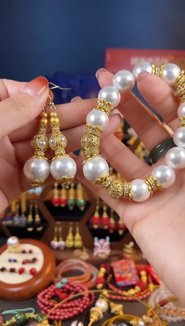 【闪购商品】臣妾做不到款手串+耳钩