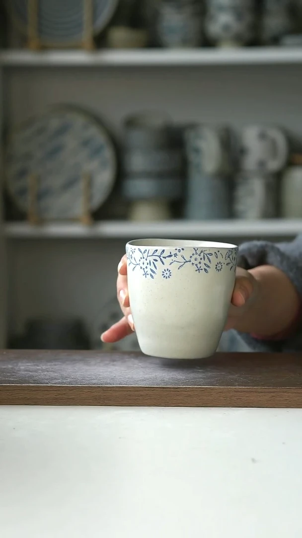 陶Hitable冰湖蓝手握杯300ml@4-2@