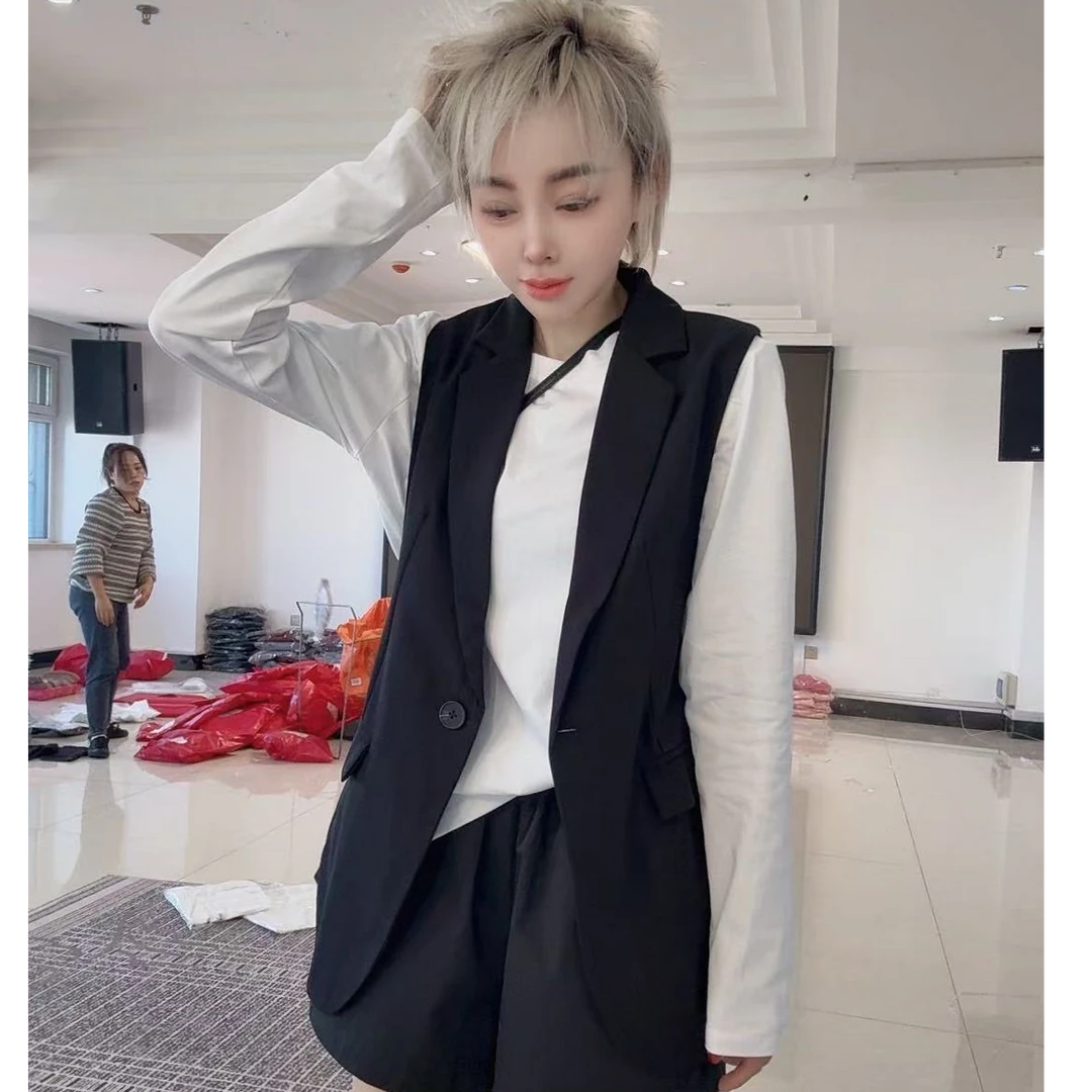 潮流款6036黑色西装马甲（卡码拍小）