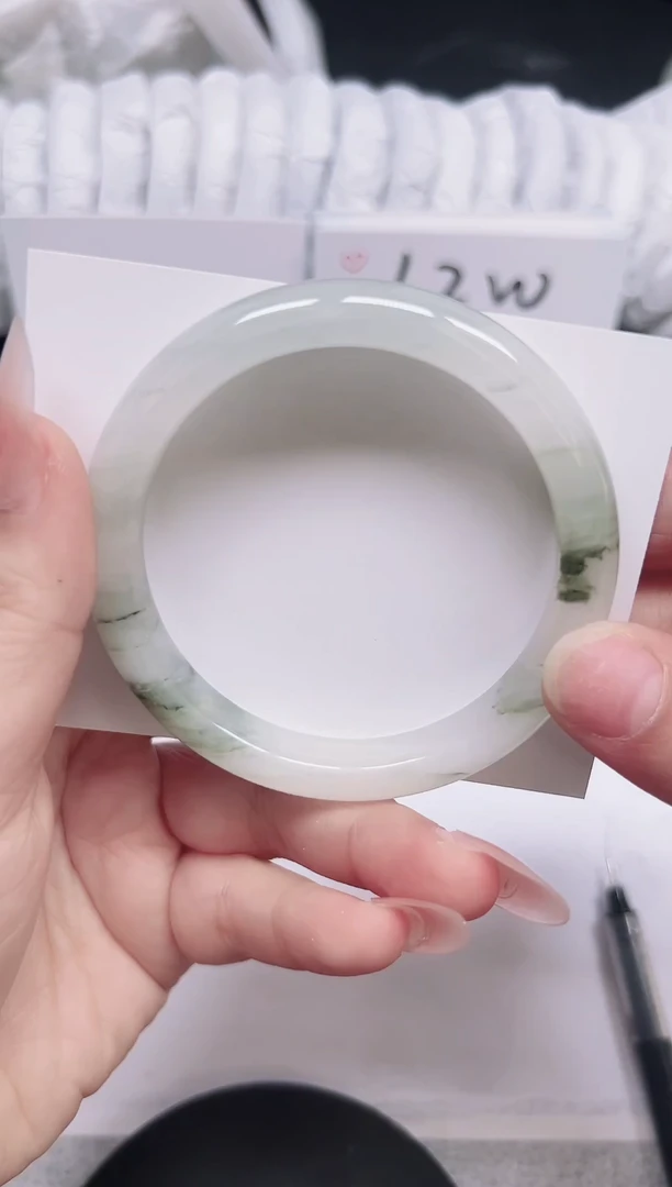 未镶嵌手镯石英质玉229-