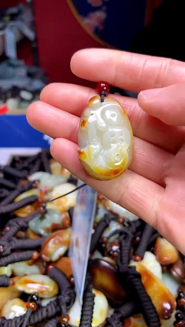 【闪购商品】和田玉颈饰未镶嵌1