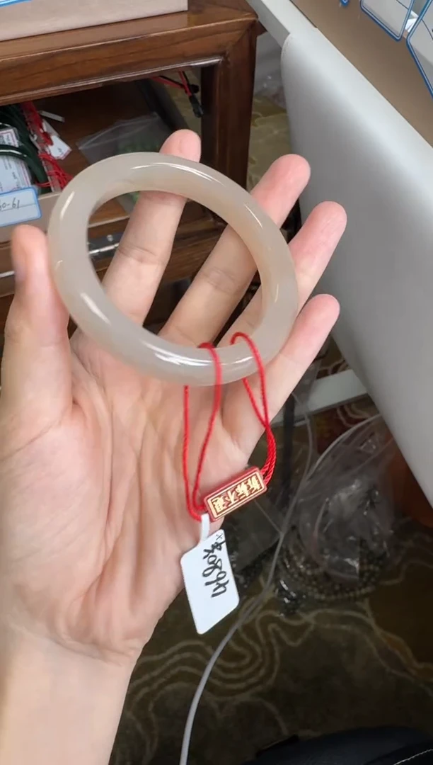 未镶嵌手镯和田玉55