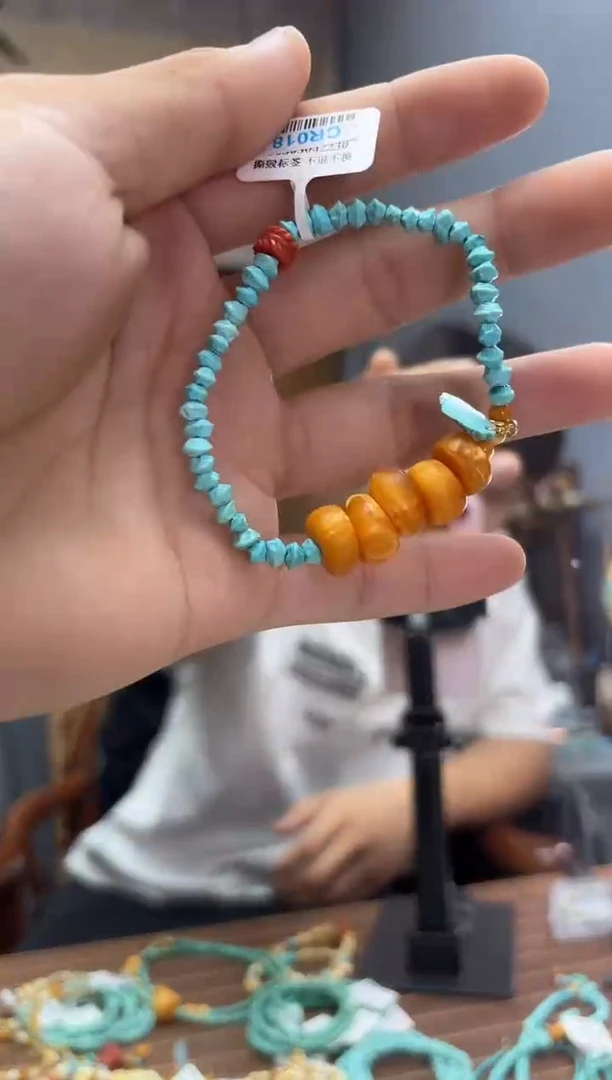 未镶嵌颈饰蜜蜡发一件设计款