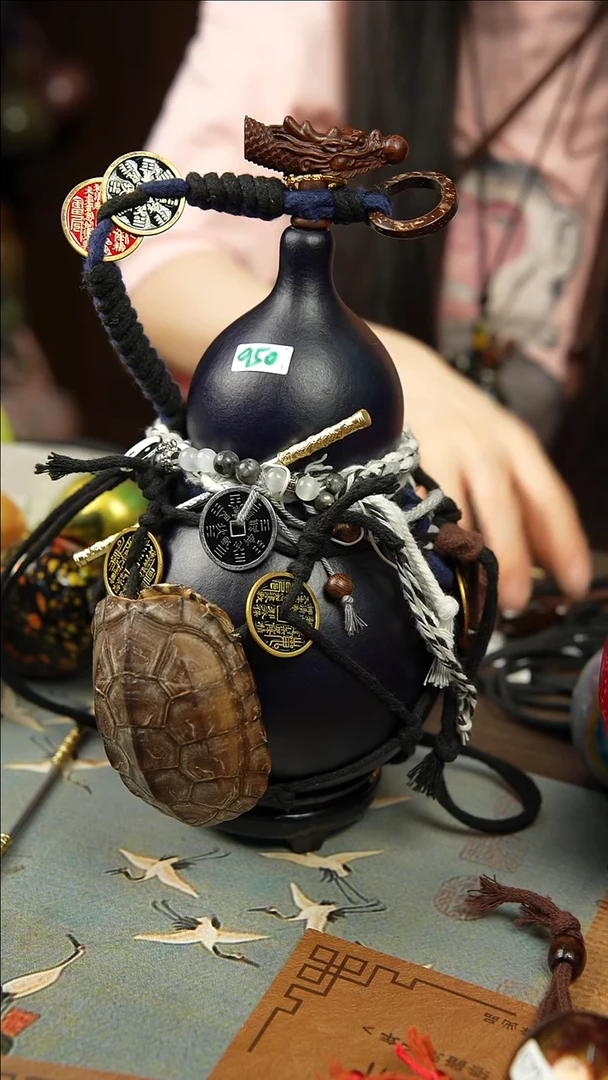 677号950ml左右非遗大漆酒葫芦