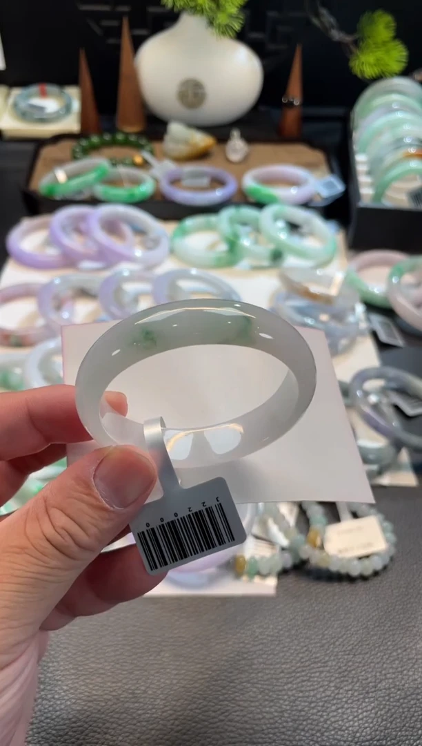 未镶嵌手镯翡翠84号 52贵妃