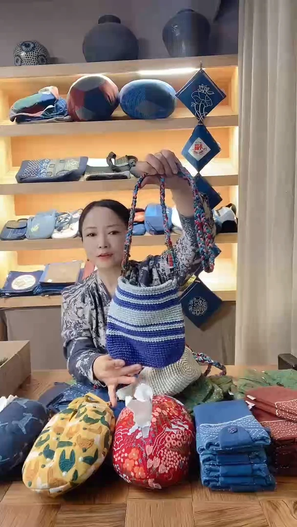 棉蓝色手机包棉草配绳