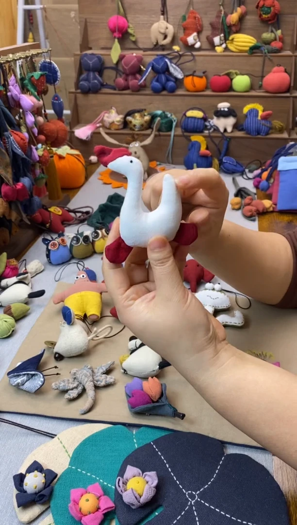 布艺 大白鹅胸针