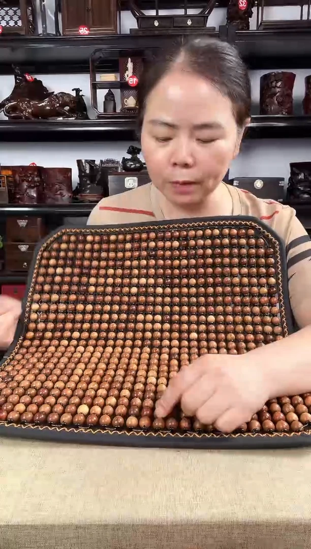 木坐垫老李红木工艺品