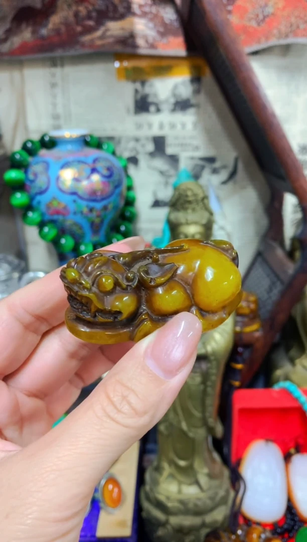 未镶嵌蜜蜡裸石主播推荐主播推荐