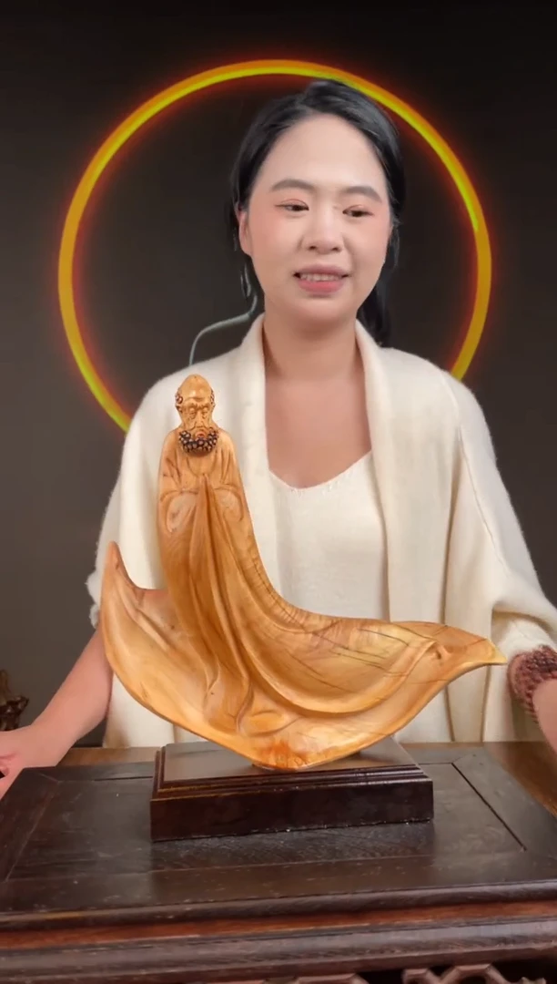 柏木（崖柏）手工摆件,先抢先得! 编号:215