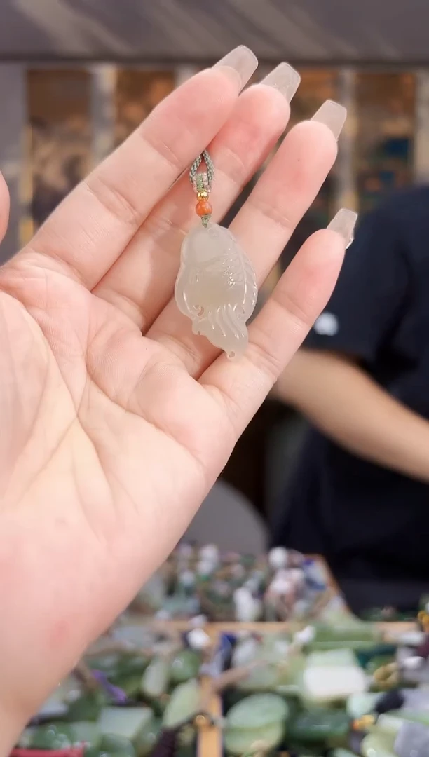 和田玉未镶嵌挂件拍一发一