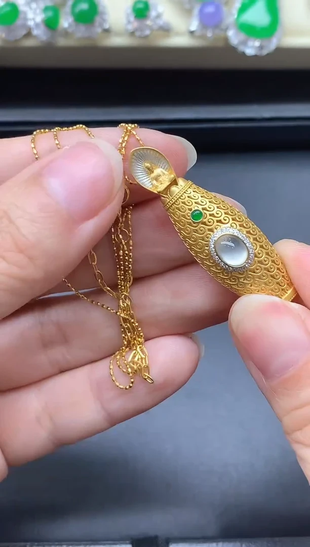 颈饰18K金镶嵌翡翠615中国好珍宝