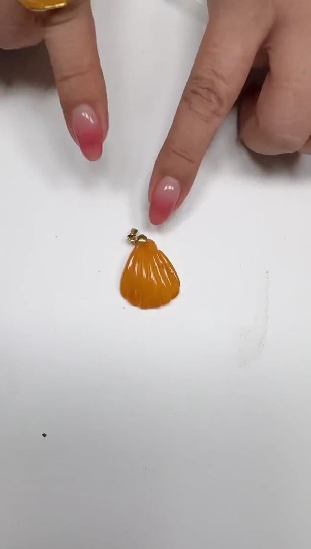 琥珀颈饰未镶嵌105