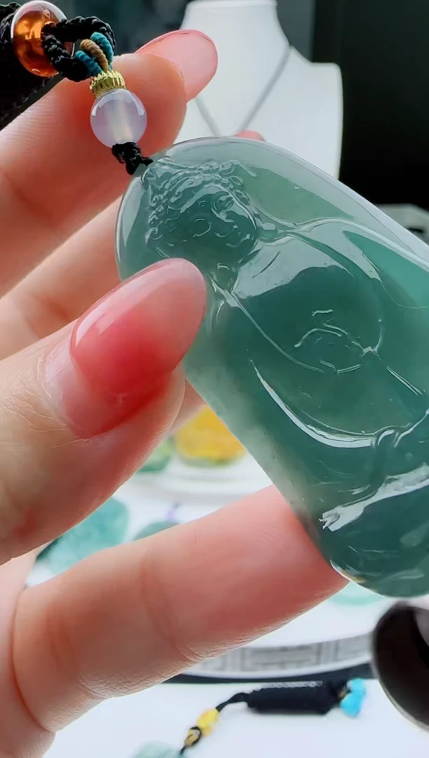 【闪购商品】翡翠颈饰未镶嵌多样性随机一件发货