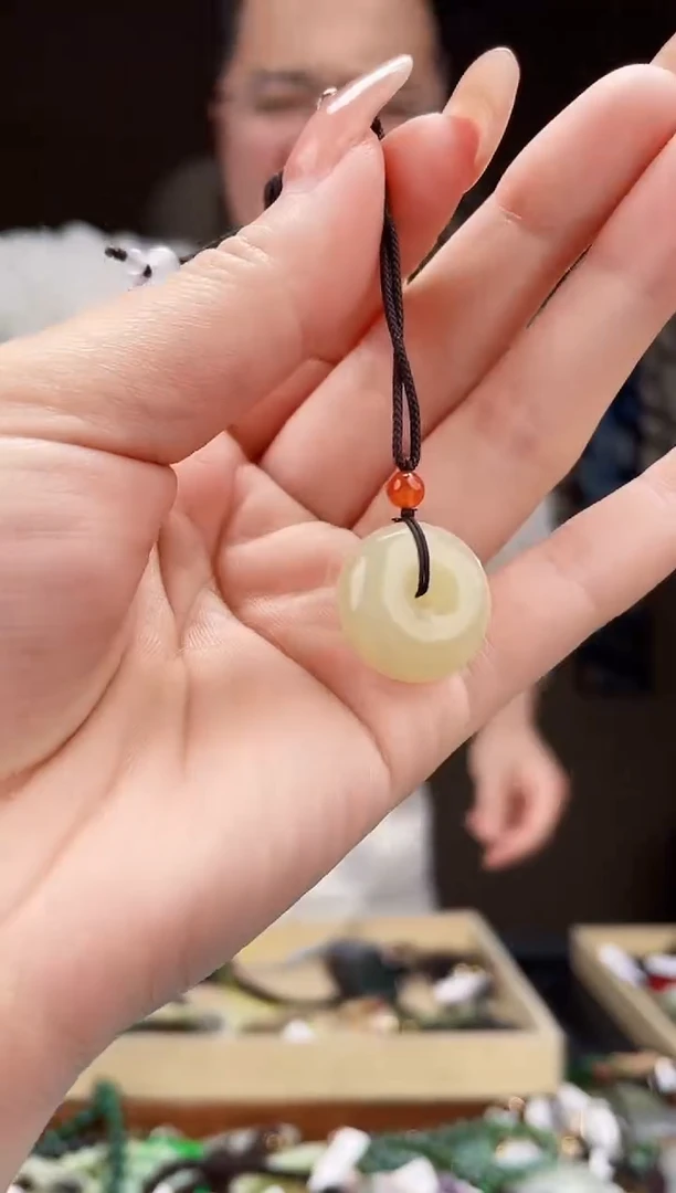 【闪购商品】和田玉挂件未镶嵌拍一发一