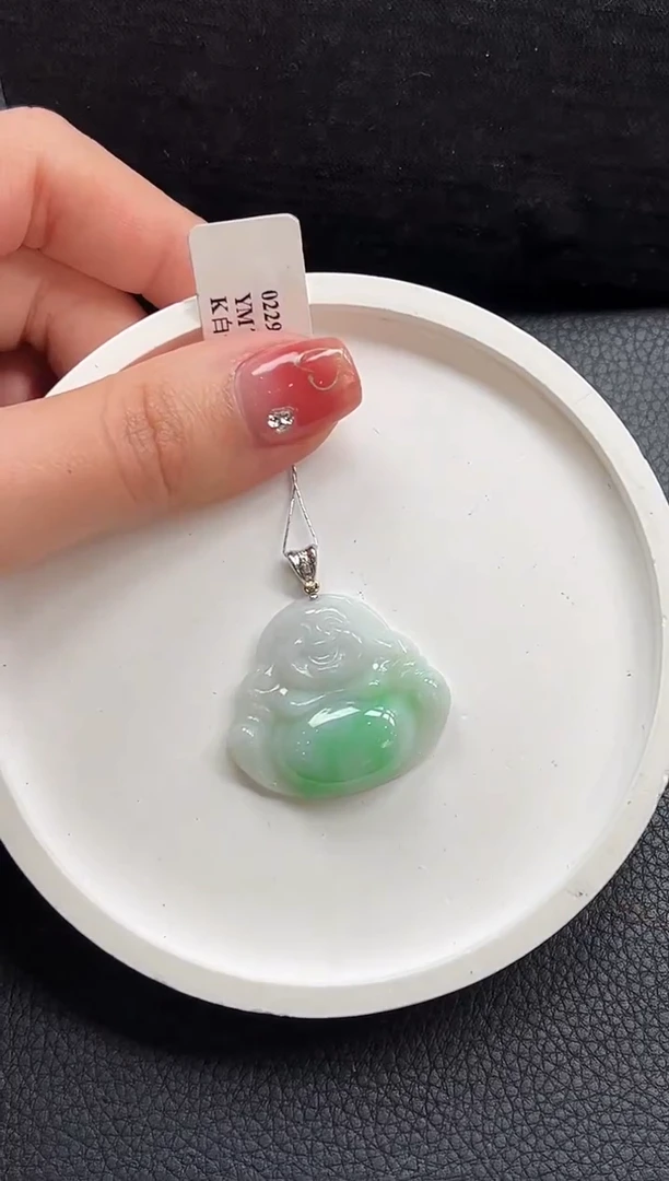 【闪购商品】翡翠颈饰18K金镶嵌佛公