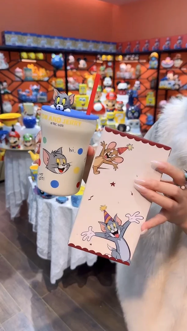 瓷片@@猫和老鼠蓝色带盖陶瓷吸管杯