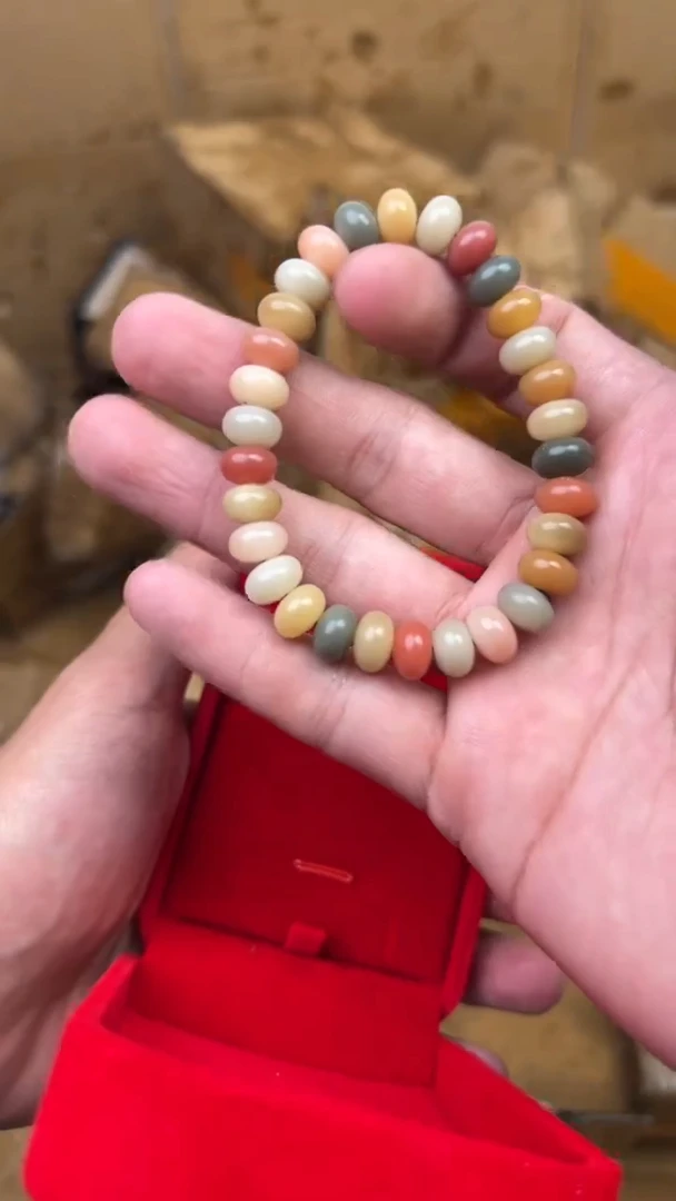 无礼盒精美手串（）