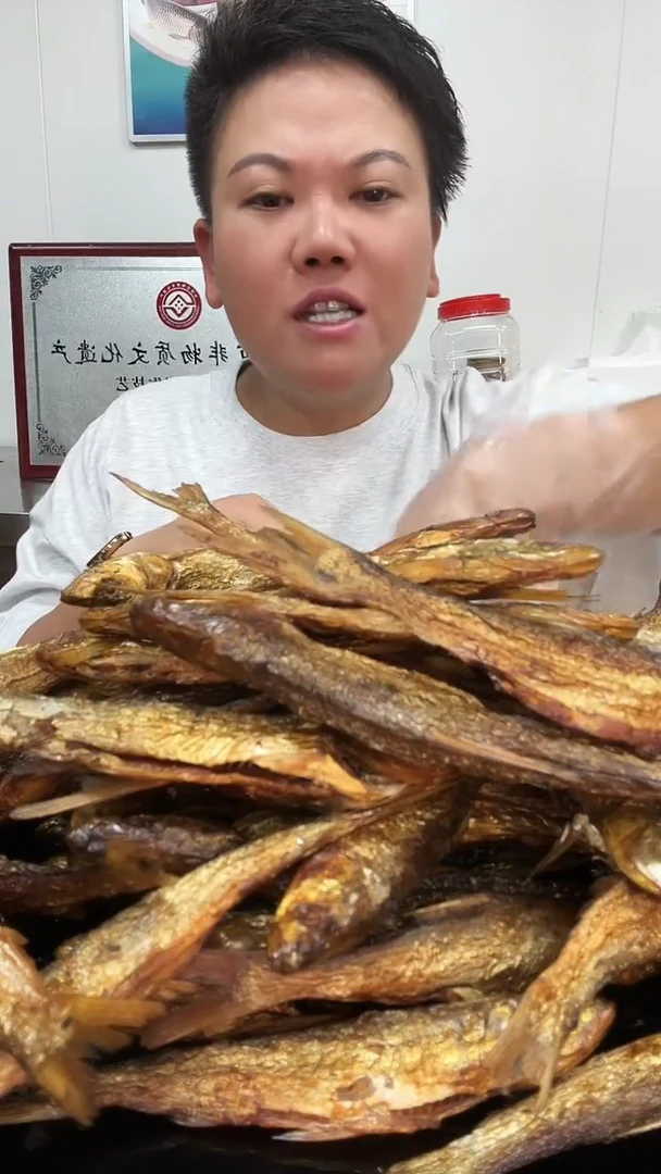 中国大陆潇****动火焙洋鸭1只