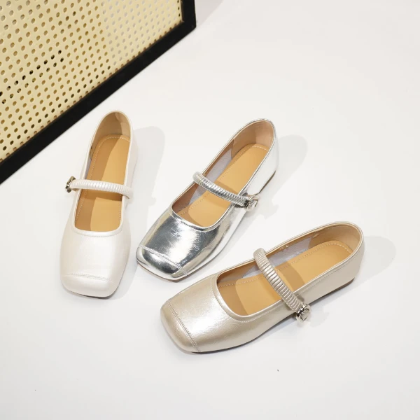 879大码女鞋40-45玛丽珍鞋女夏季新款百搭浅口圆头真皮低跟单鞋女