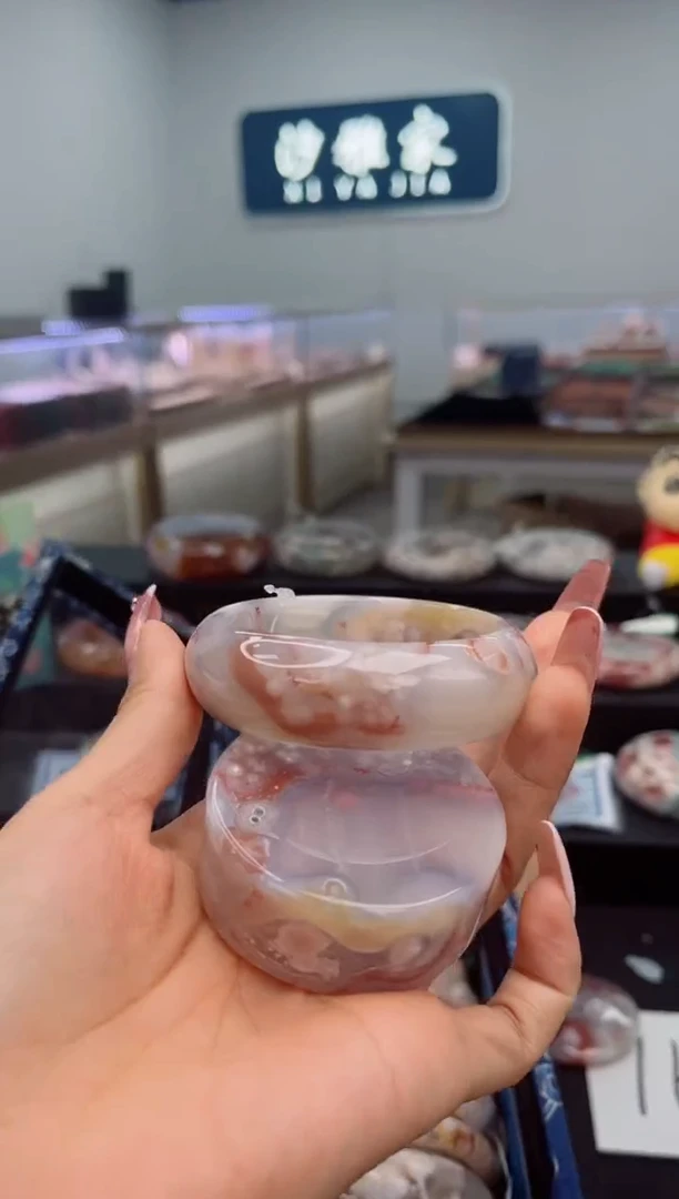 石英质玉手镯未镶嵌55圈口1685158