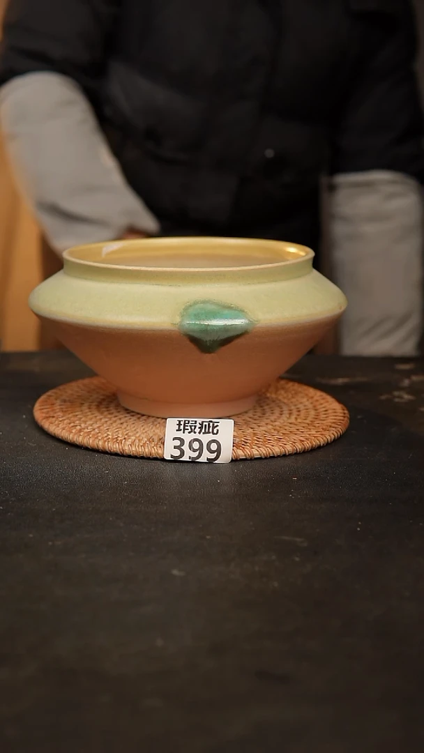 【闪购商品】瓷片399泥泥手工花盆口14.5高10