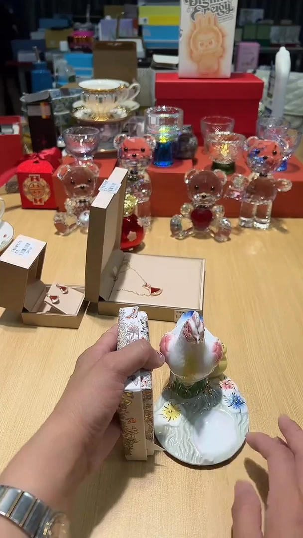 瓷片碗碟好物一件不留@@1
