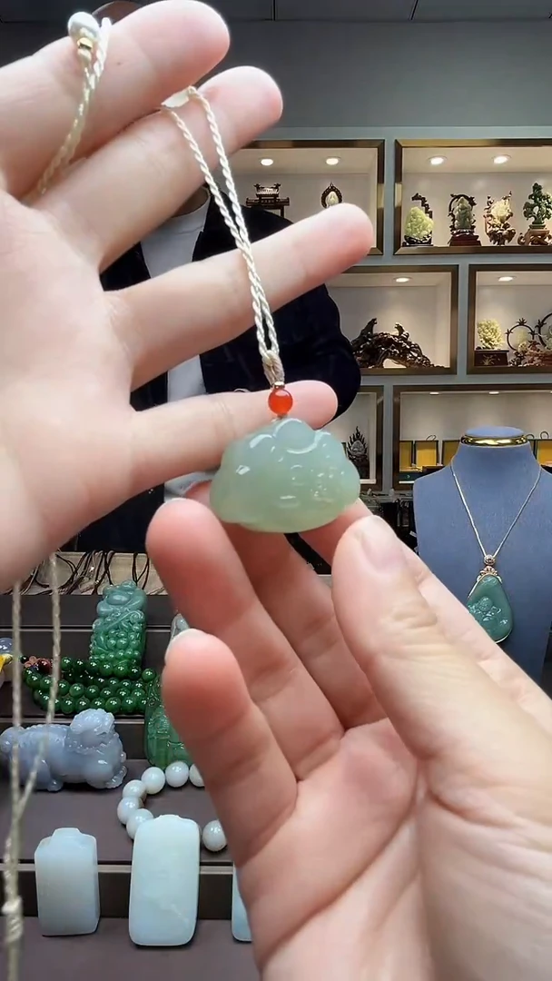 【闪购商品】和田玉挂件未镶嵌苏