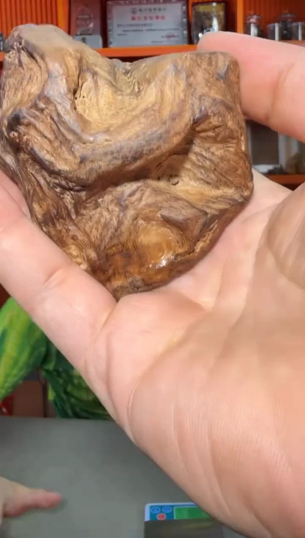 沉香手把件144号多样性发一