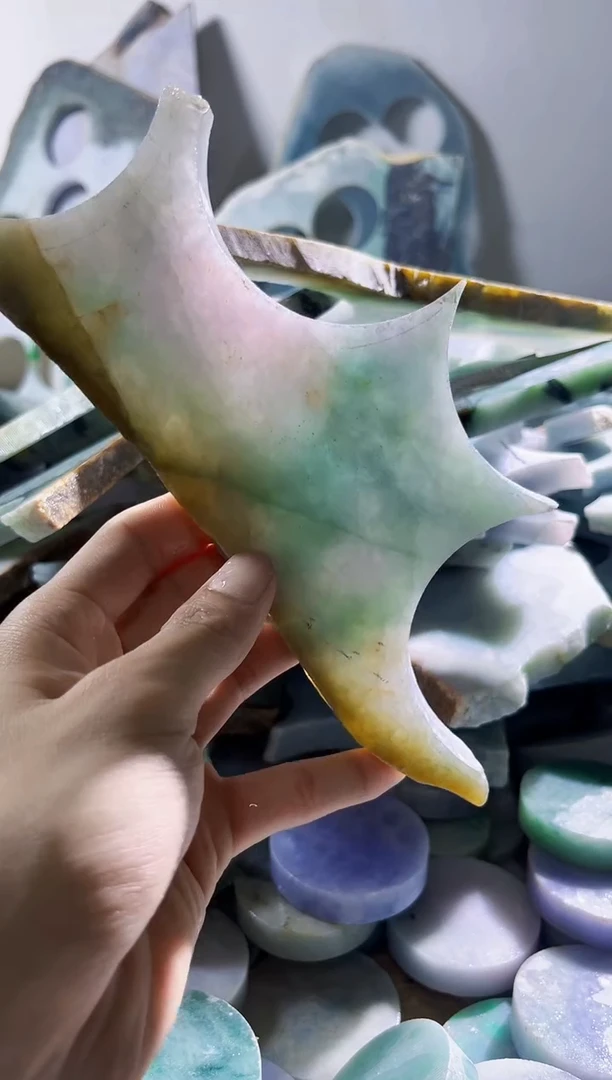 翡翠裸石缅甸翡翠A货陈6936