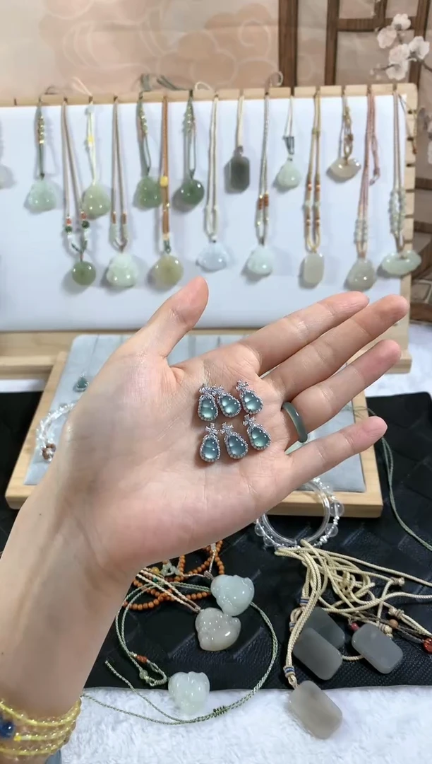 翡翠银S925镶嵌颈饰吊坠4