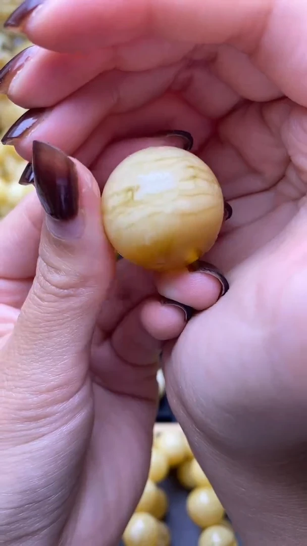 【闪购商品】琥珀裸石未镶嵌蜜蜡.24